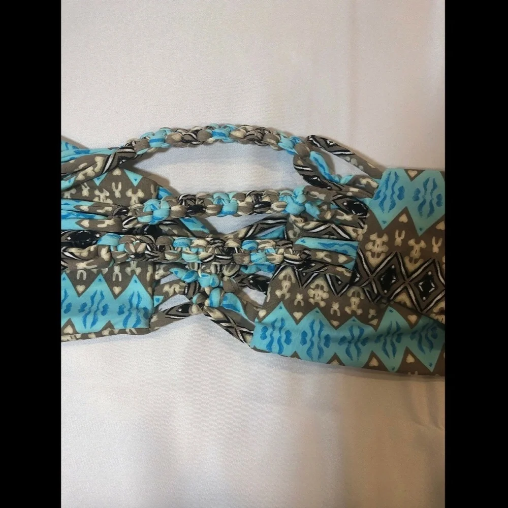 NEW Frankie's Bikinis Mary Jane Macrame‎ Bandeau Ikat Bikini Top in Small